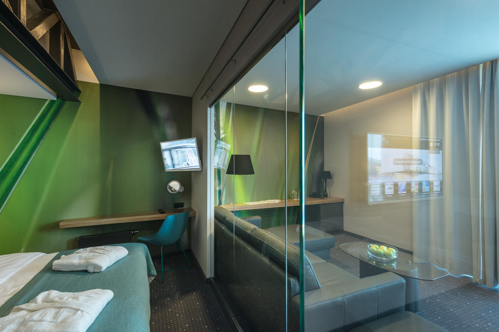 Regatta Hotel Restauracja Spa 포즈난 객실 사진