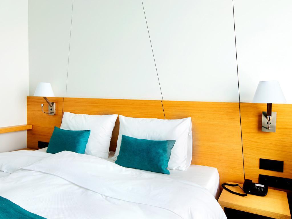 Regatta Hotel Restauracja Spa 포즈난 객실 사진