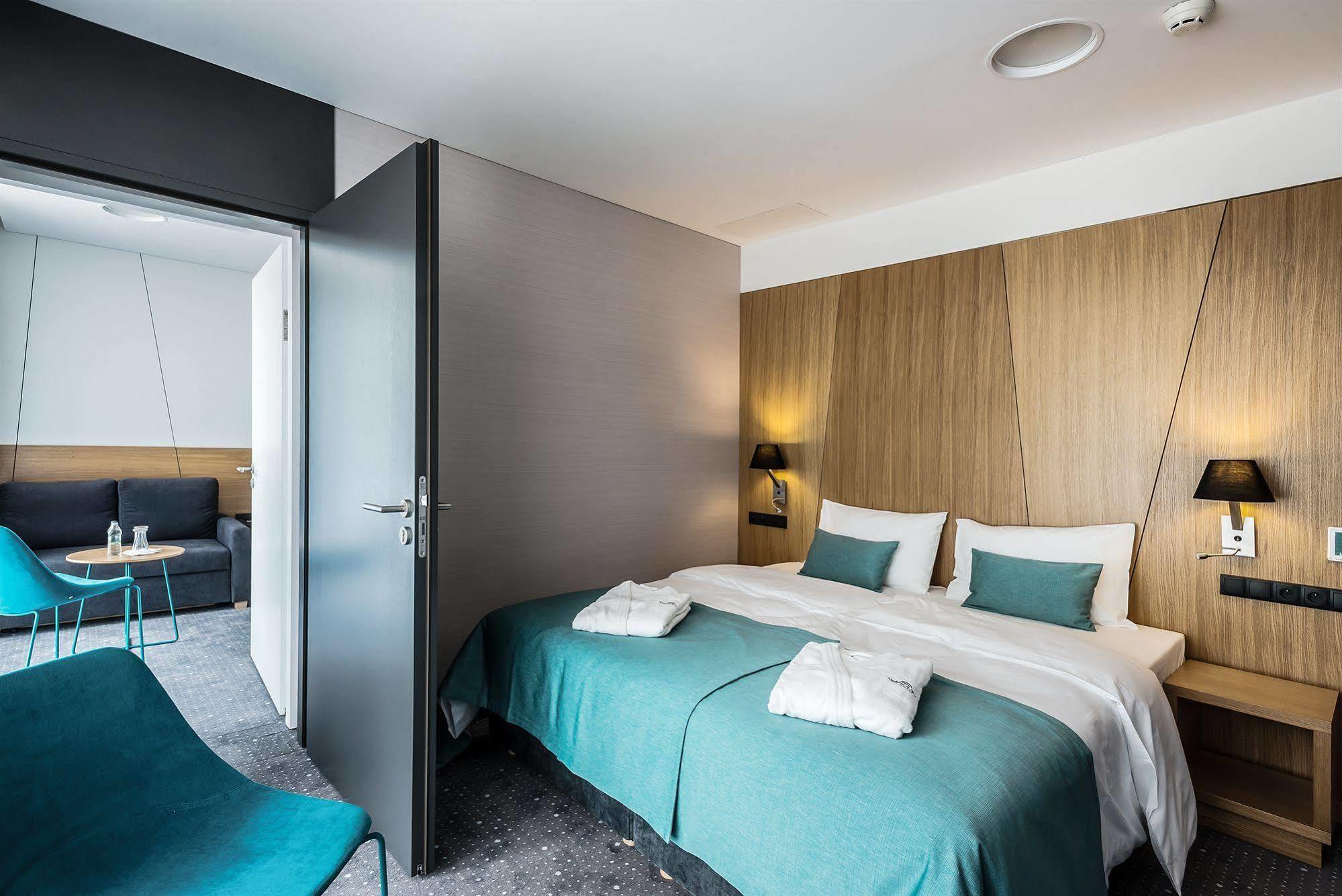 Regatta Hotel Restauracja Spa 포즈난 외부 사진